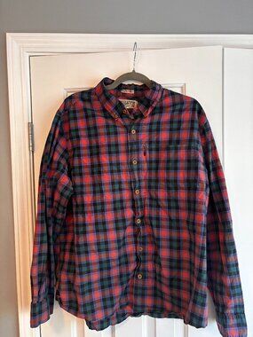 Duluth Untucked Button Down